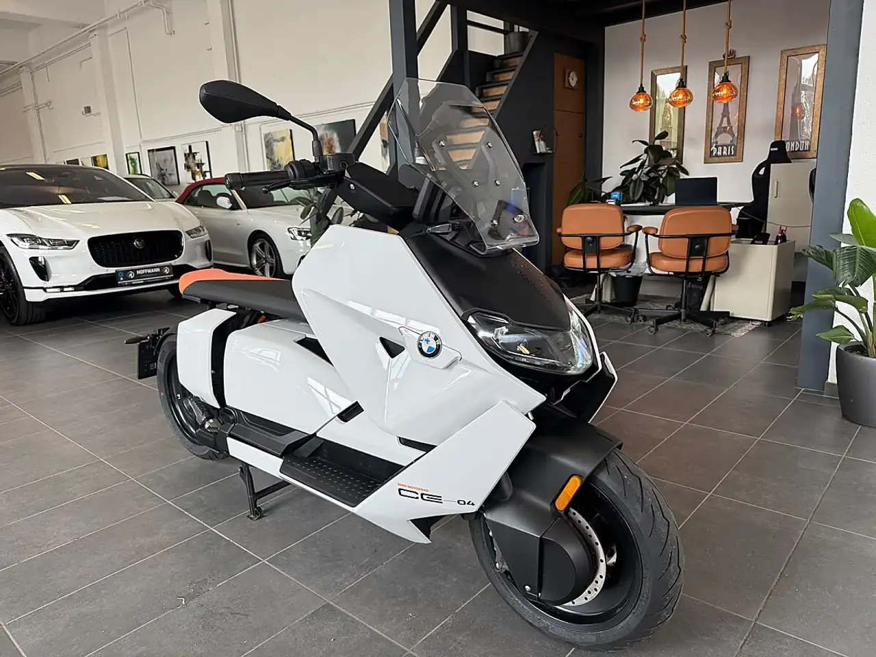 BMW CE 04
