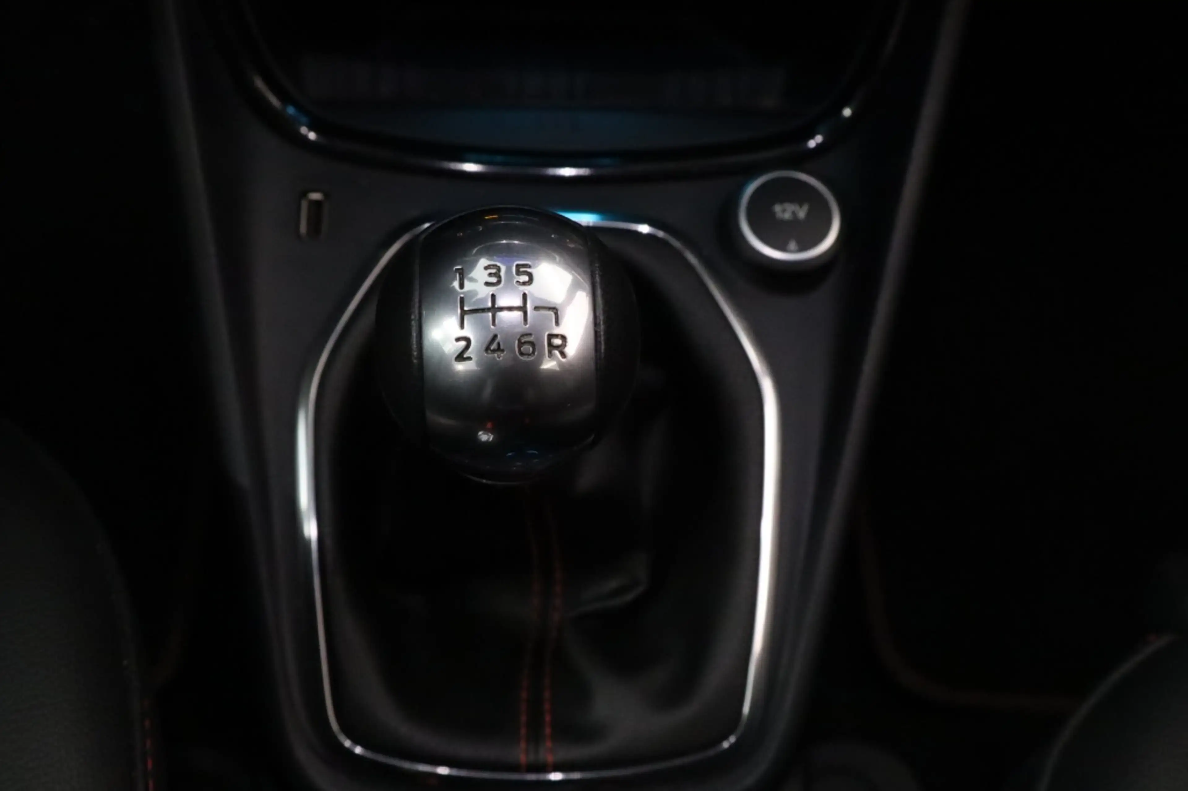 Ford Puma 1.0i Ecoboost Hybrid 155pk ST-Line X — photo 15