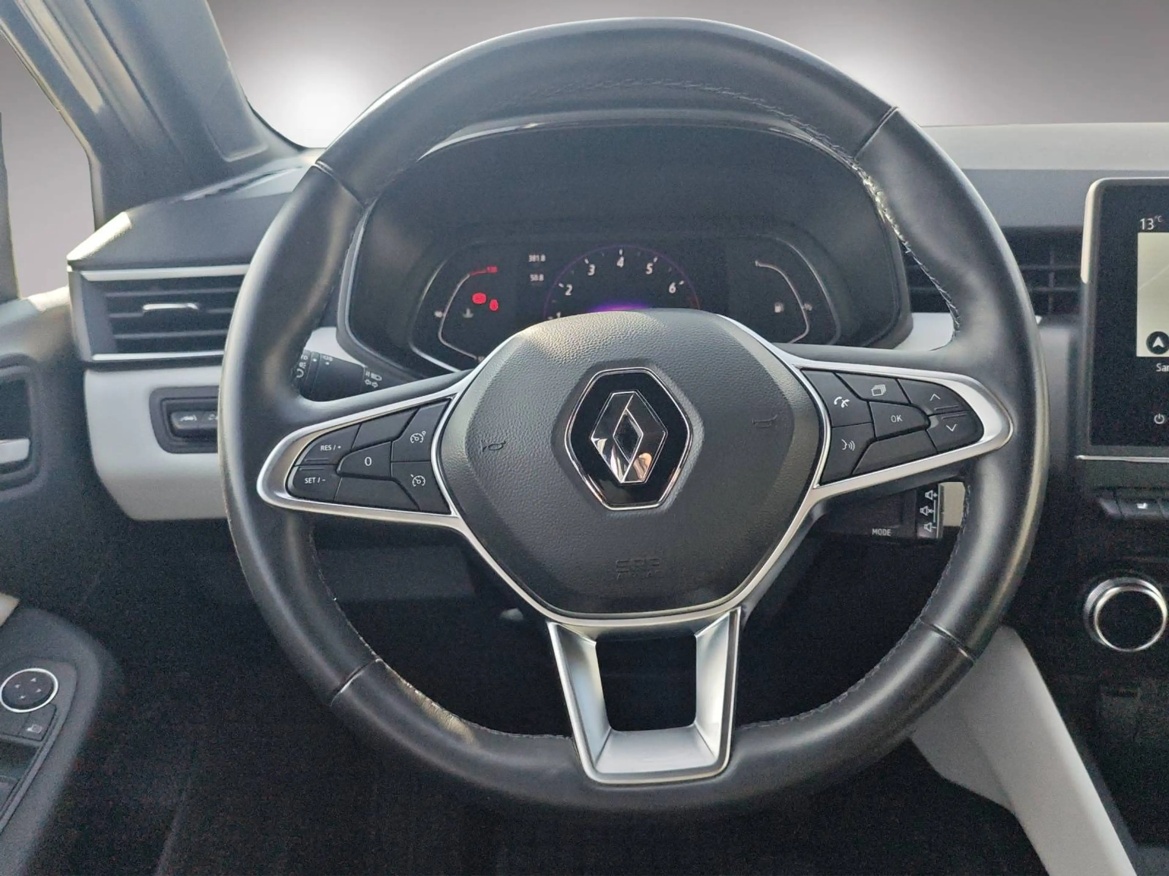 Renault Clio Techno TCe 90 — photo 11