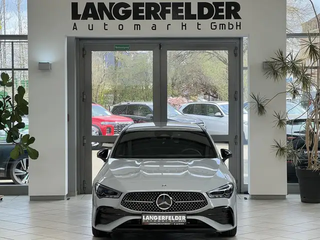 Mercedes-Benz Cla Class view 9