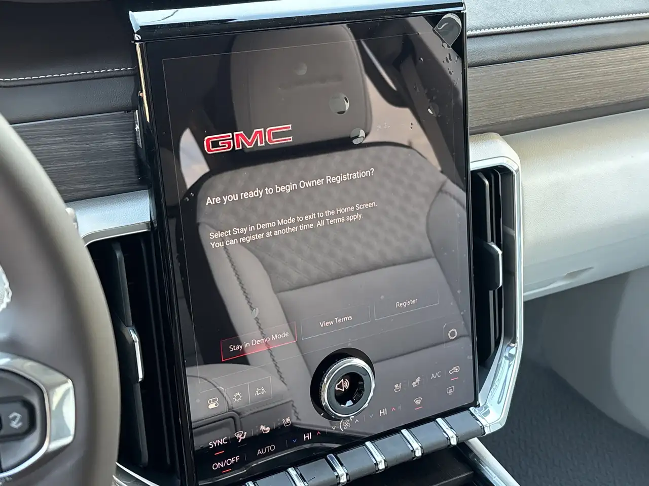 GMC Acadia снимка GMC Acadia