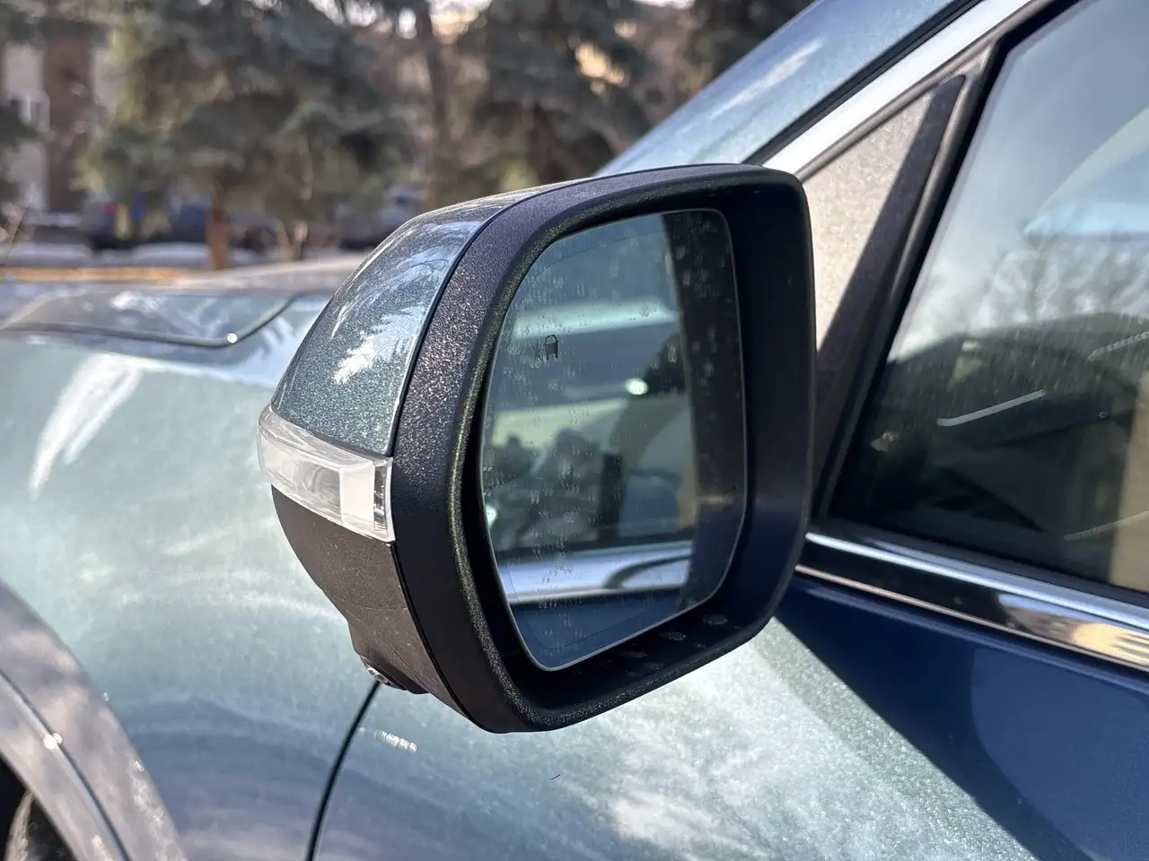GMC Acadia снимка GMC Acadia