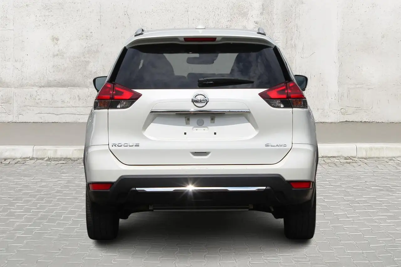 Nissan Rogue снимка Nissan Rogue