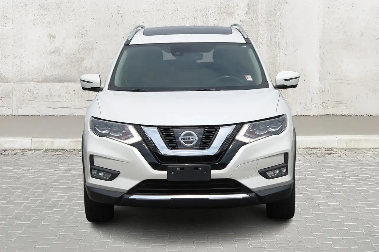 Nissan Rogue снимка Nissan Rogue