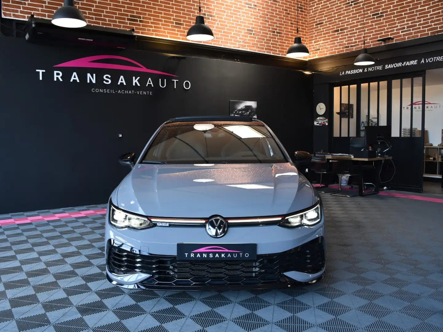Volkswagen Golf GTI 45eme ANNIVERSAIRE Gris - 2