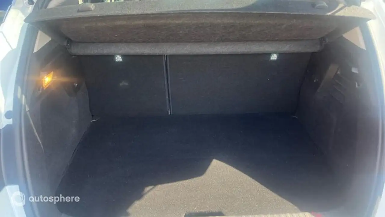 Renault Captur — photo 14