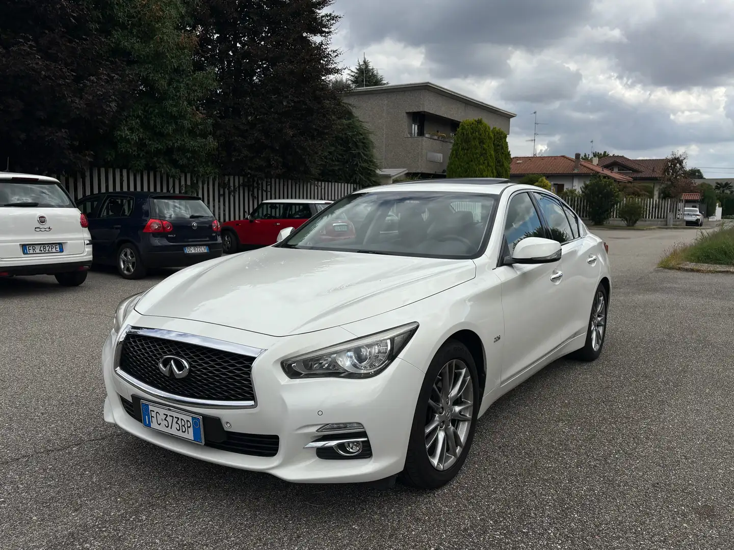 Infiniti Q50 2014 2.2d 170CV Sport auto Weiß - 1