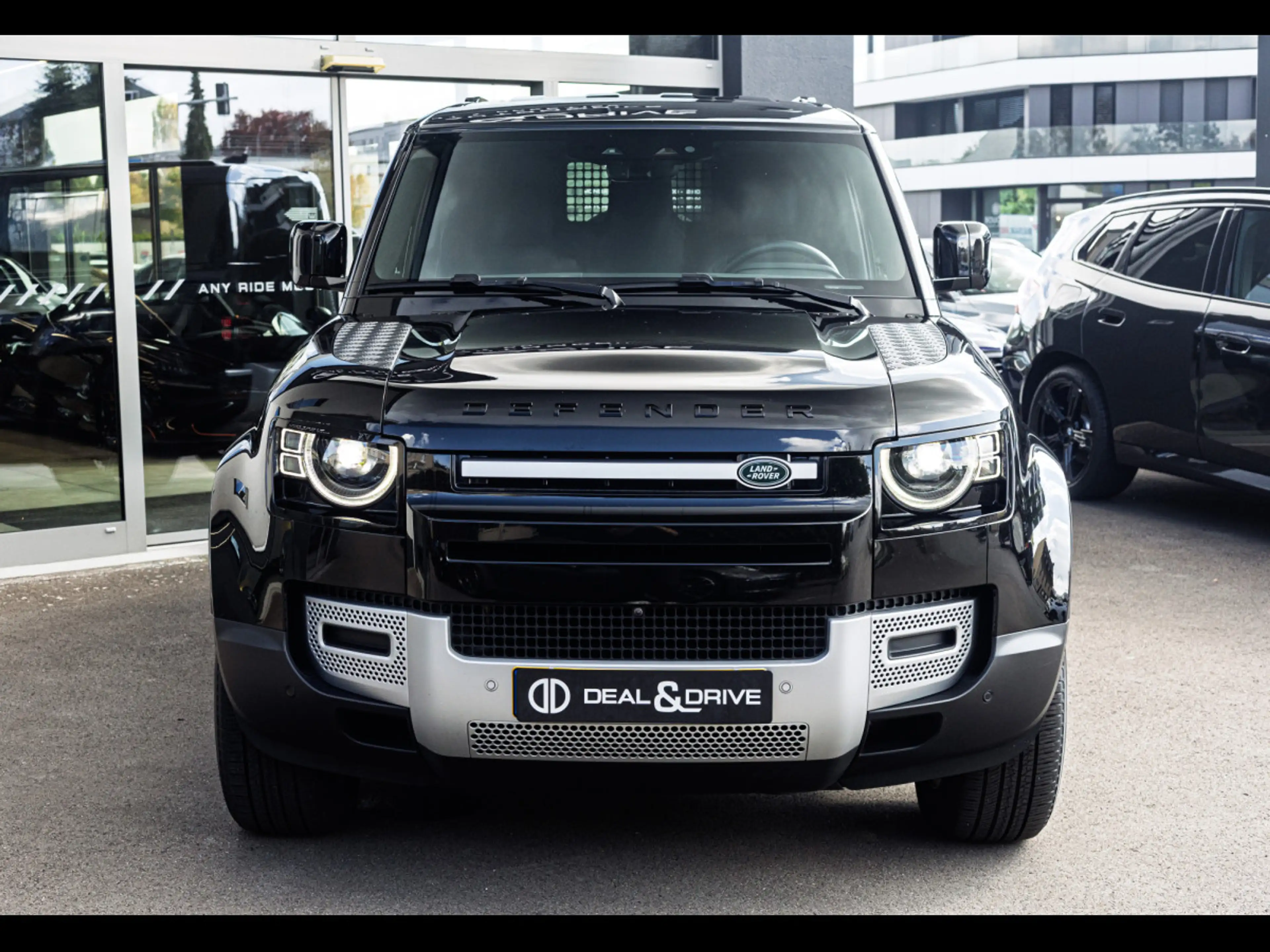 Land Rover Defender 110 D250 HARD TOP S AWD 3-SEAT°WARR 9/2030°AHK — photo 5