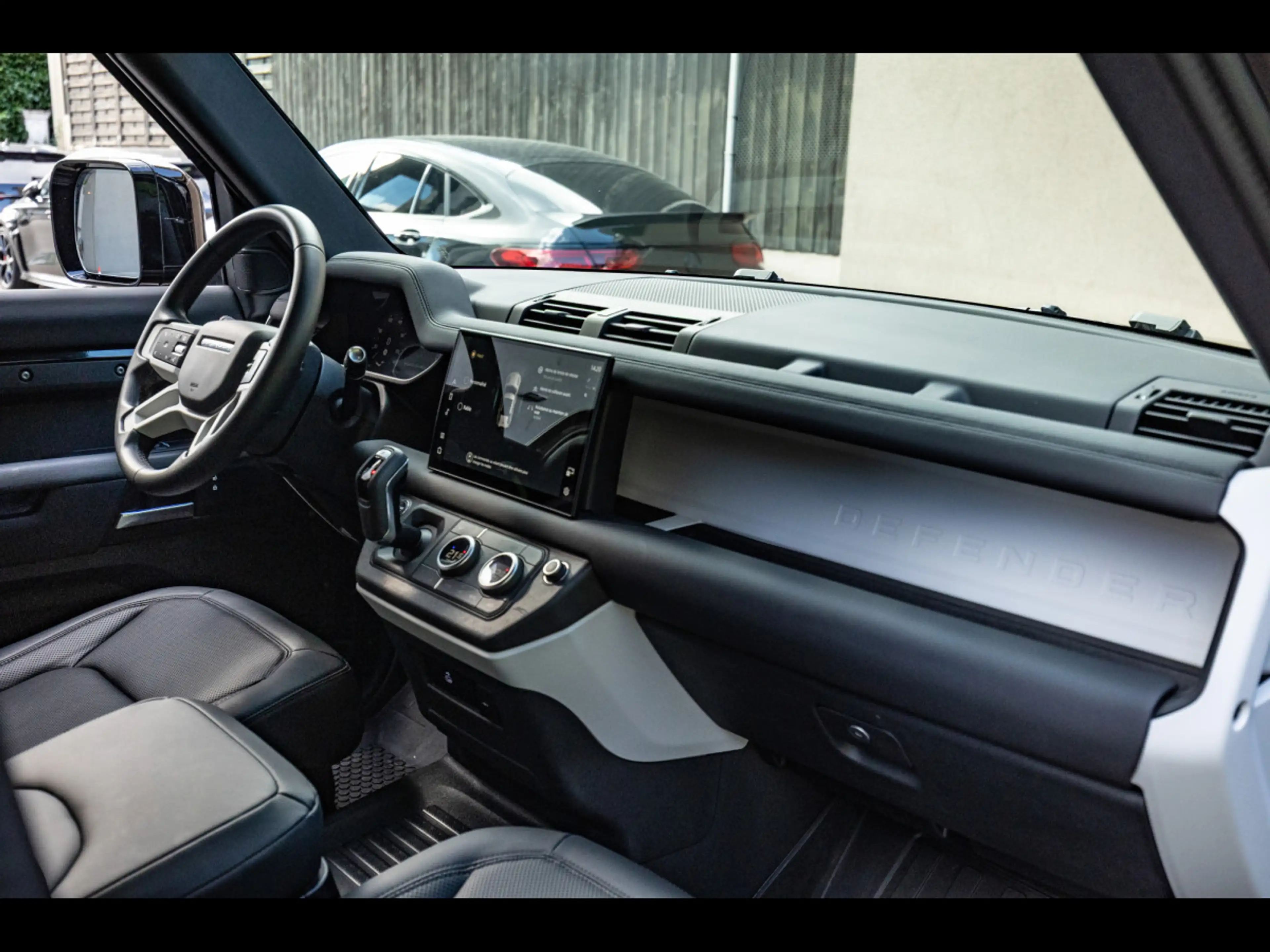 Land Rover Defender 110 D250 HARD TOP S AWD 3-SEAT°WARR 9/2030°AHK — photo 11