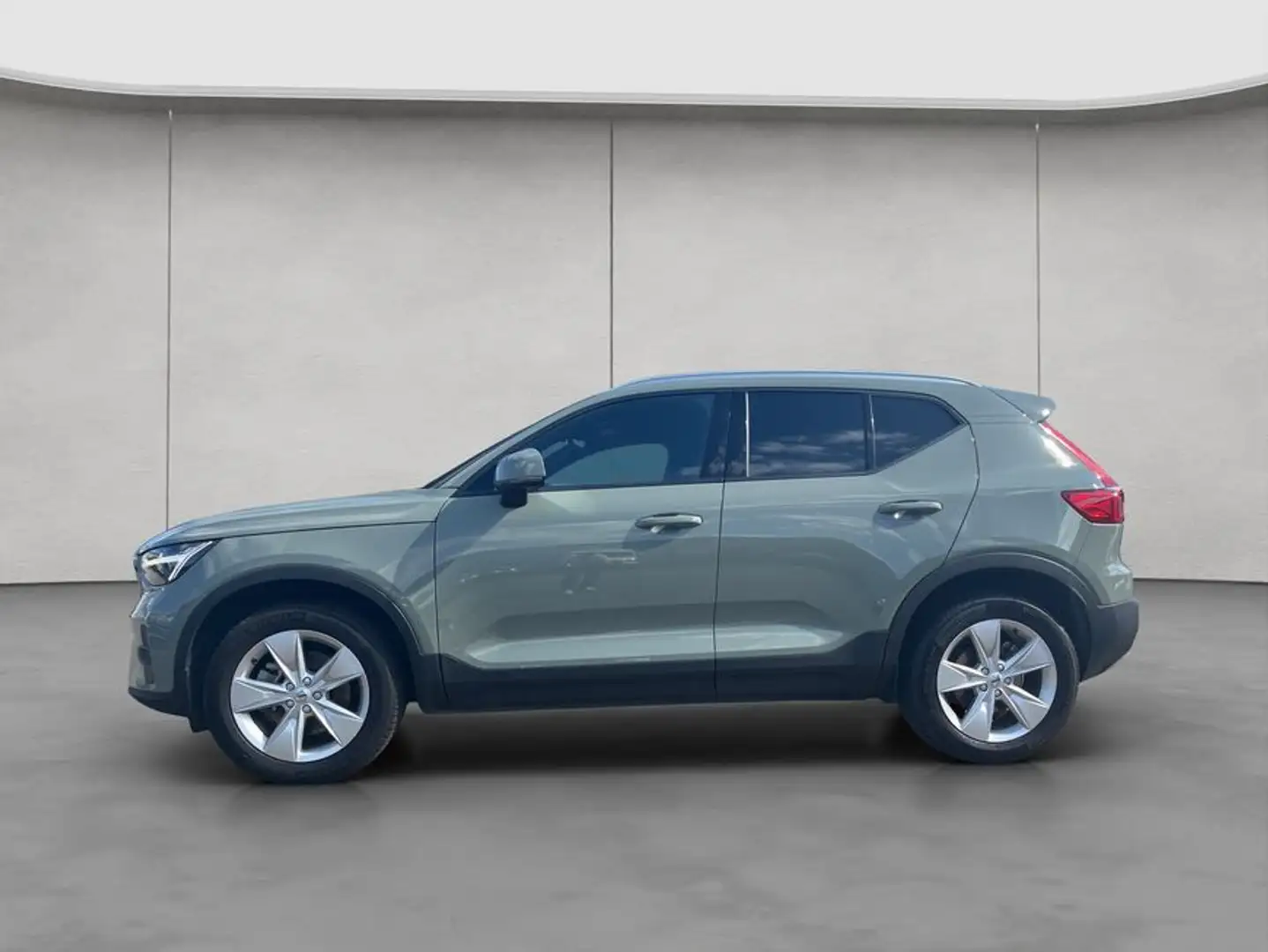 Volvo XC40 XC40 B3 B DKG Core GJR AHK SHZ Grün - 2