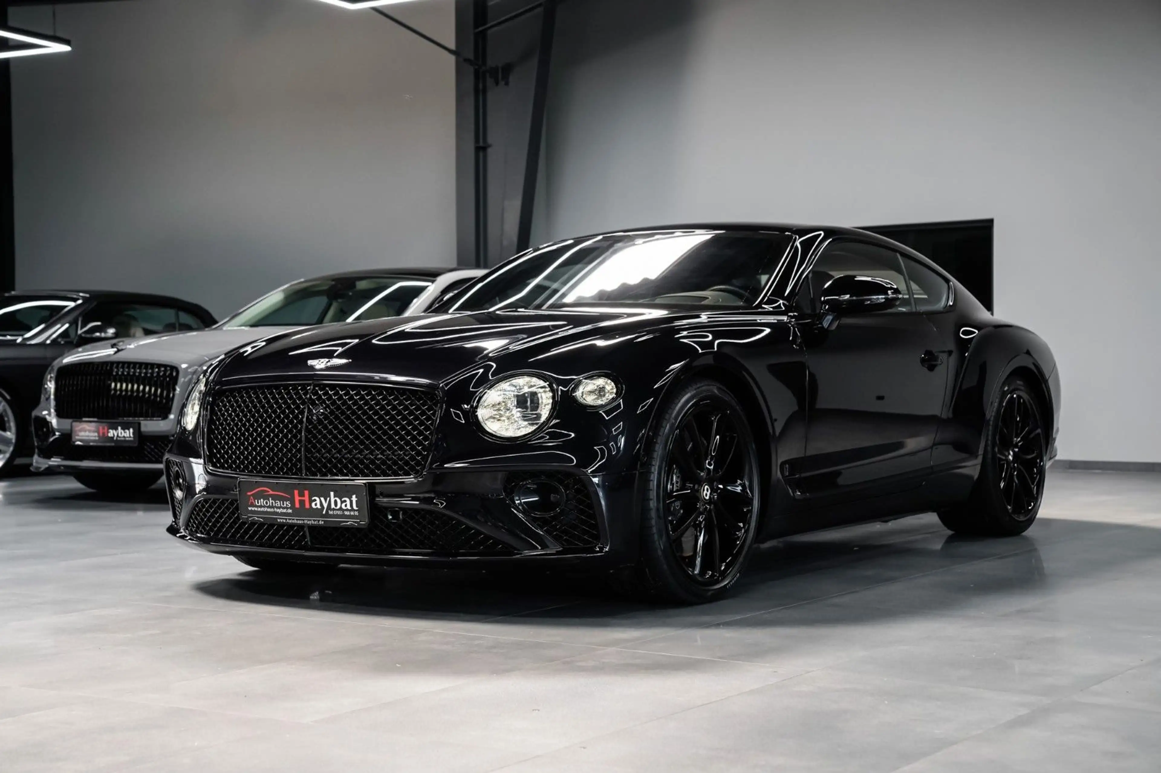 Bentley Continental GT W12 Mulliner Blackline-B&O — photo 3