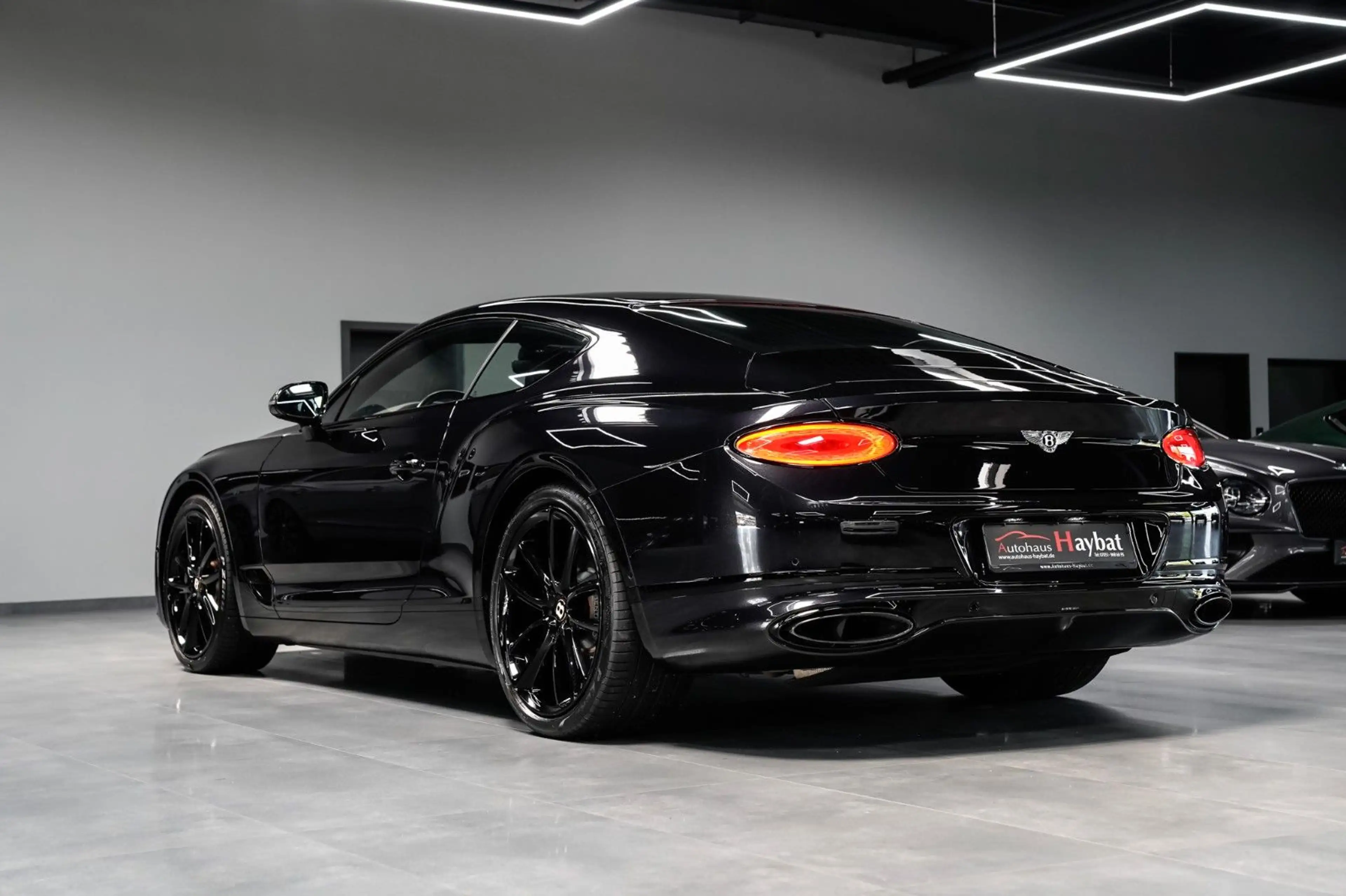 Bentley Continental GT W12 Mulliner Blackline-B&O — photo 7