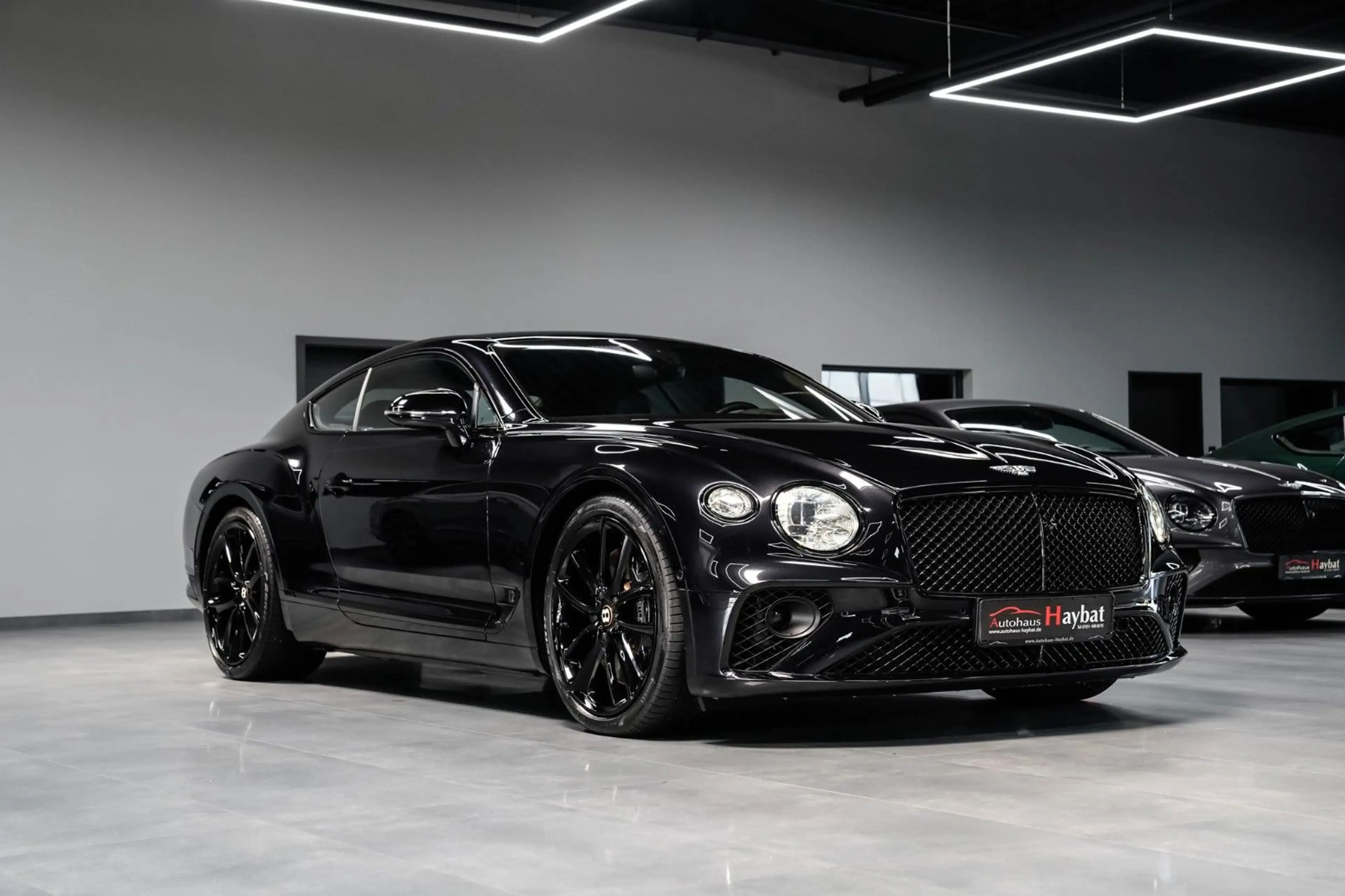 Bentley Continental GT W12 Mulliner Blackline-B&O