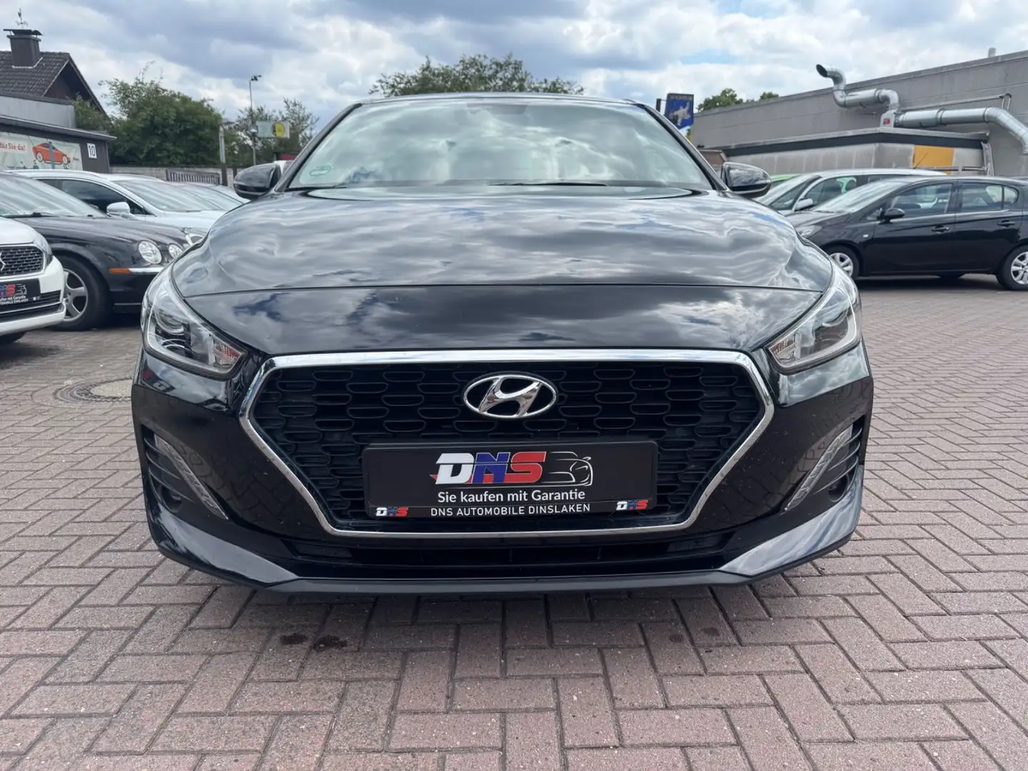 Hyundai i30 cw Trend*TÜV NEU*GARANTIE* Negro - 2