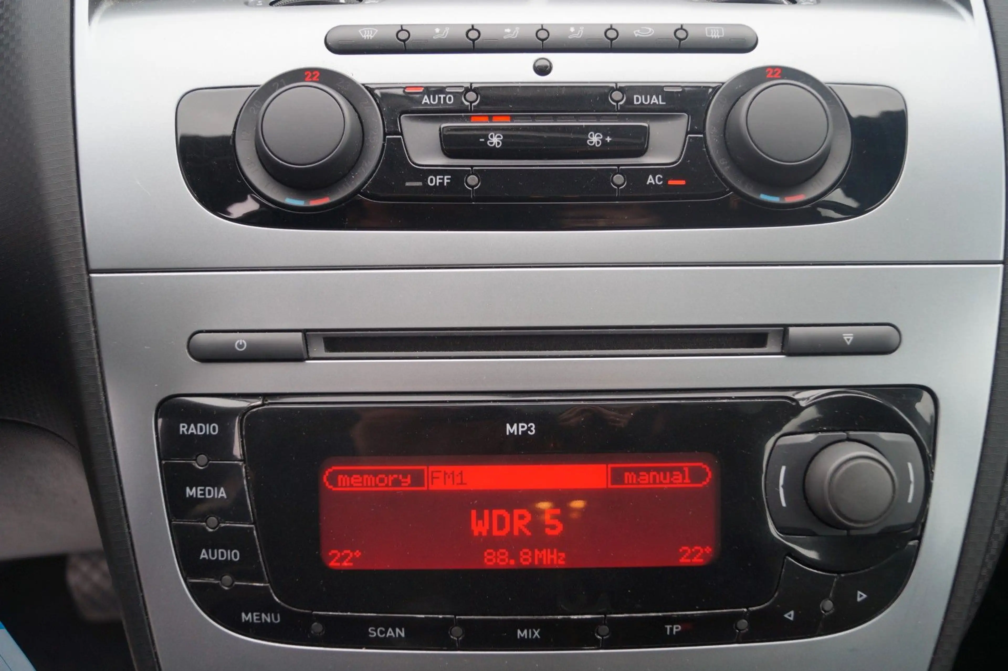 SEAT Altea XL Style *Automatik*Schiebedach*Tempomat* — photo 12
