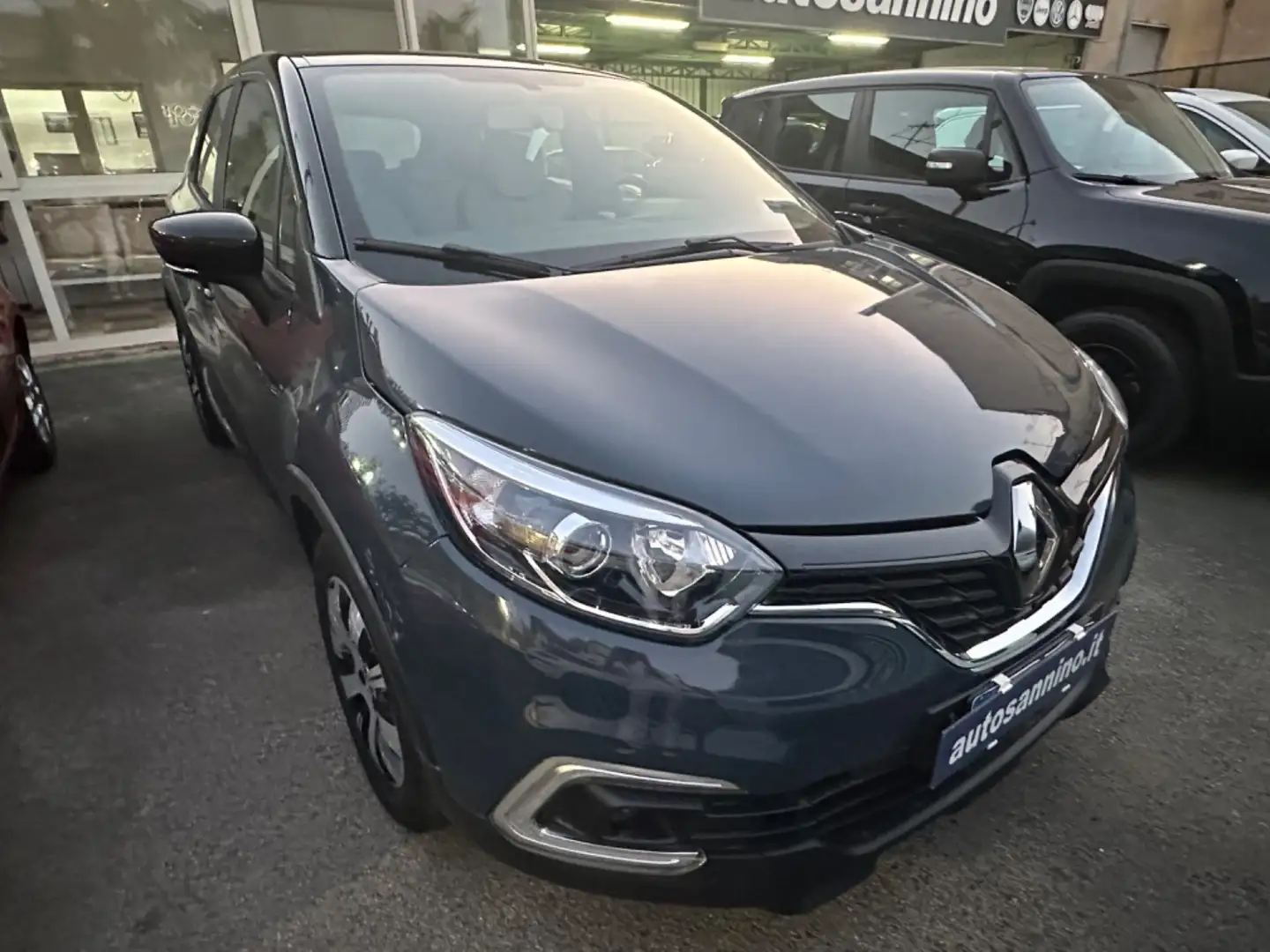 Renault Captur dCi 8V 90 CV Start&Stop Energy Zen Gris - 1