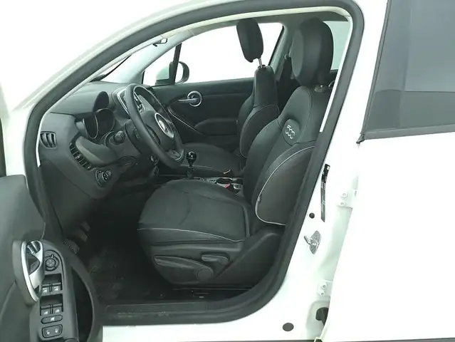 Fiat 500x view 10