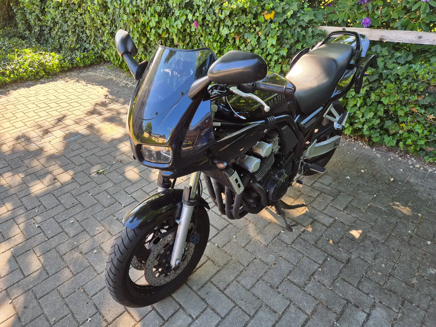 Yamaha FZ 6 Tourer Чорний - 1