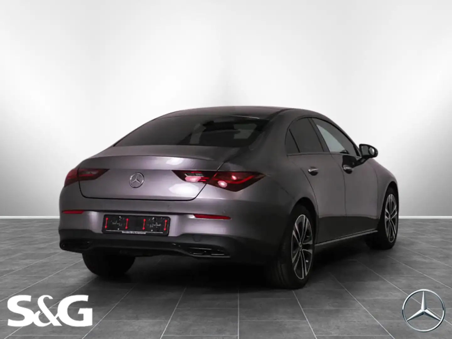 Mercedes-Benz CLA 180 Coupé Progressive PANO+NIGHT PAKET+18" Gris - 2