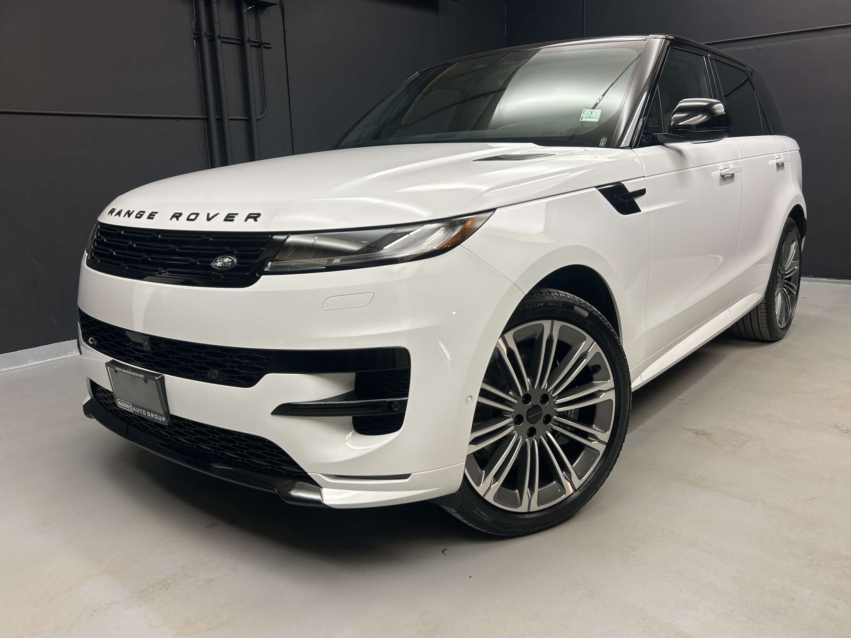 2026 Land Rover Range Rover Sport Dynamic SE