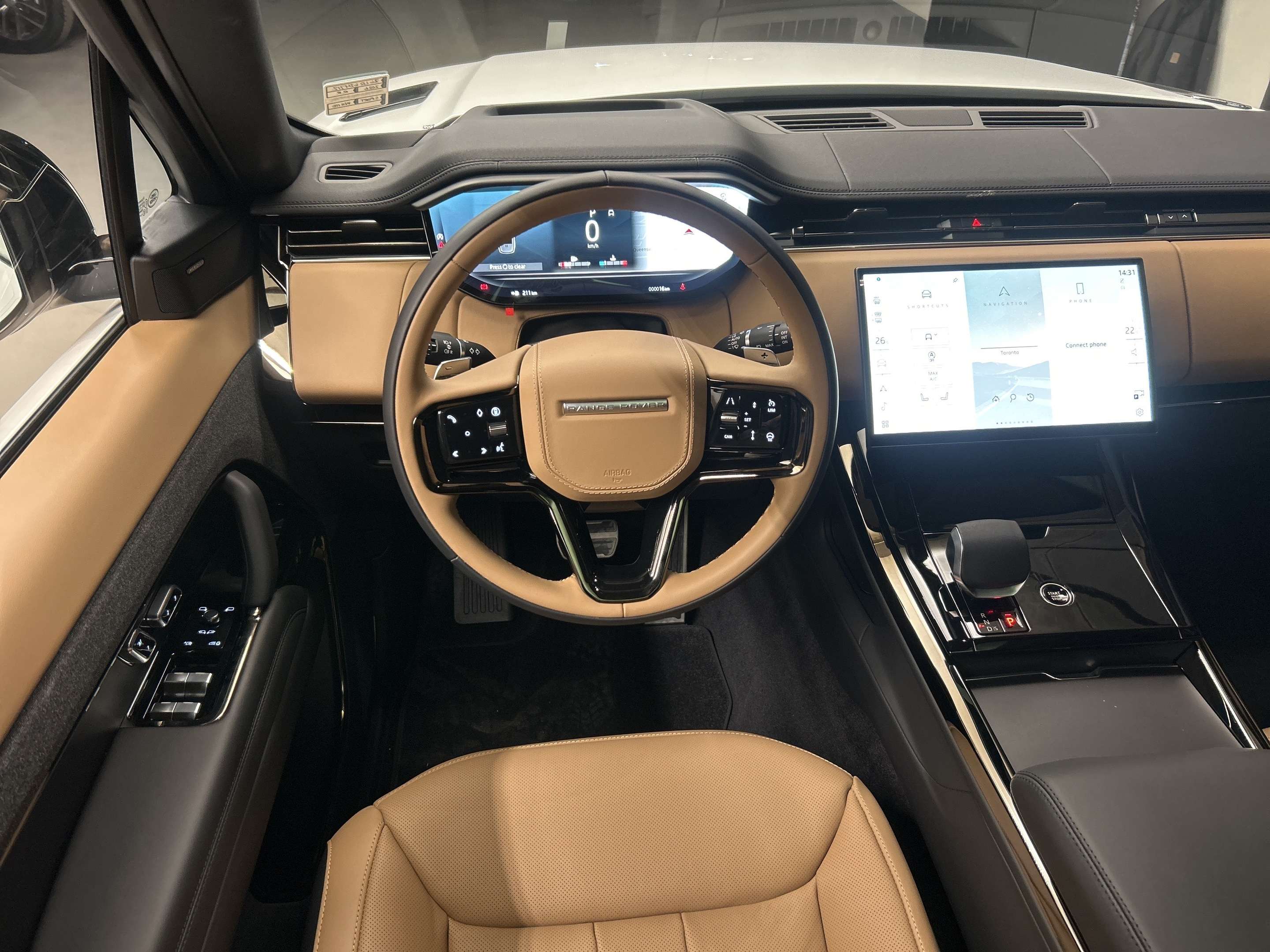 2026 Land Rover Range Rover Sport Dynamic SE thumb 12