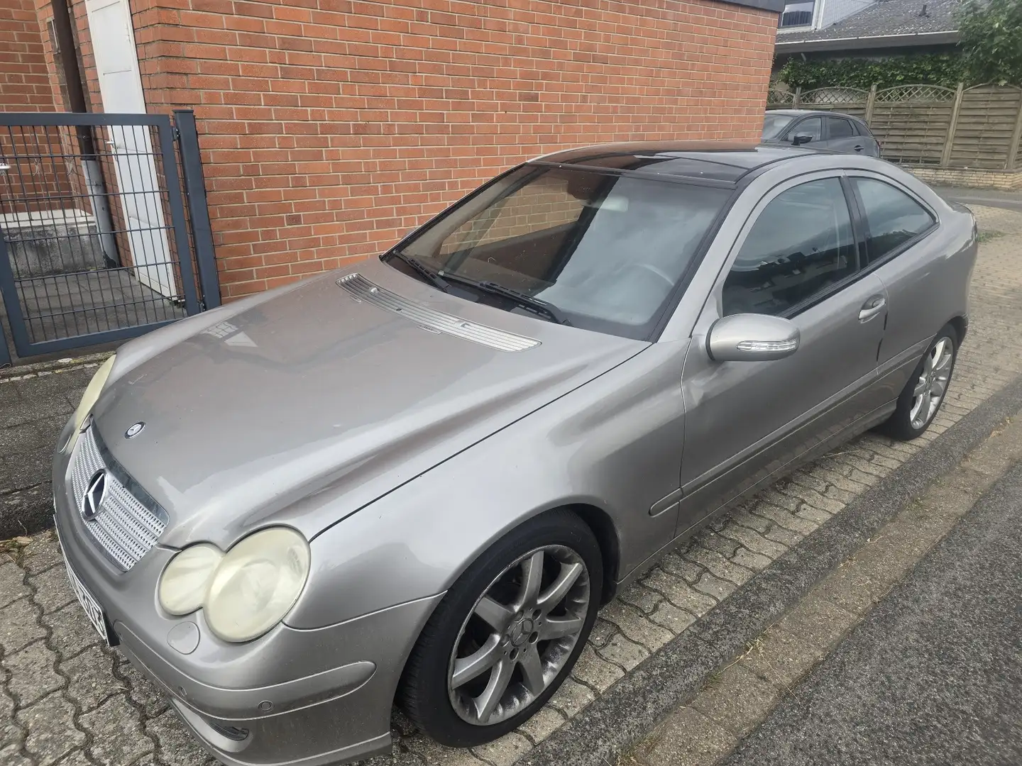 Mercedes-Benz CL 200 - 1