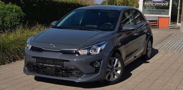 1.0 i *CarPlay* Cuir* Camera*74 kw * 257€ PAR MOIS SANS A
