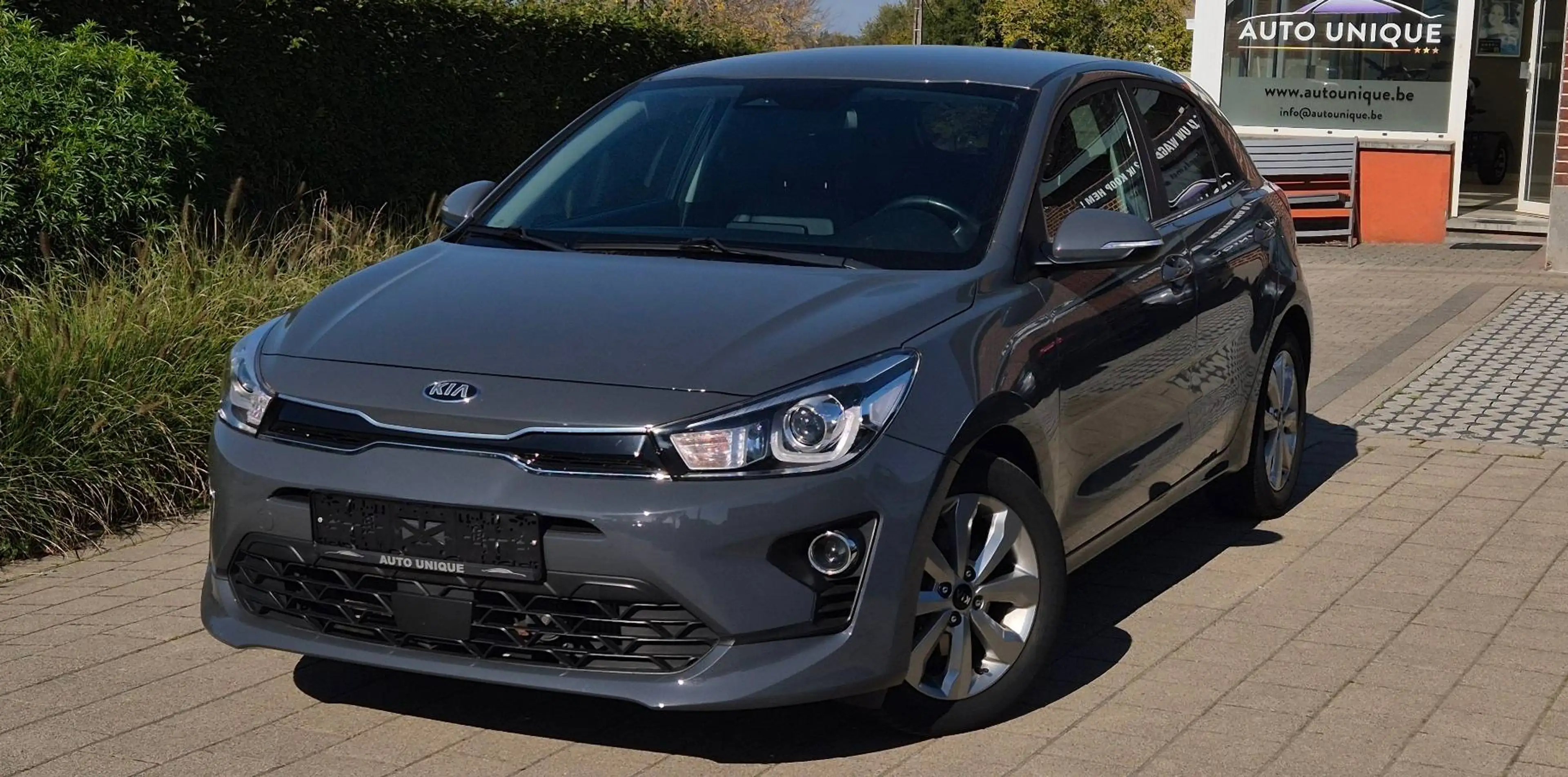 Kia Rio 1.0 i *CarPlay* Cuir* 74 kw * 257€ PAR MOIS SANS A