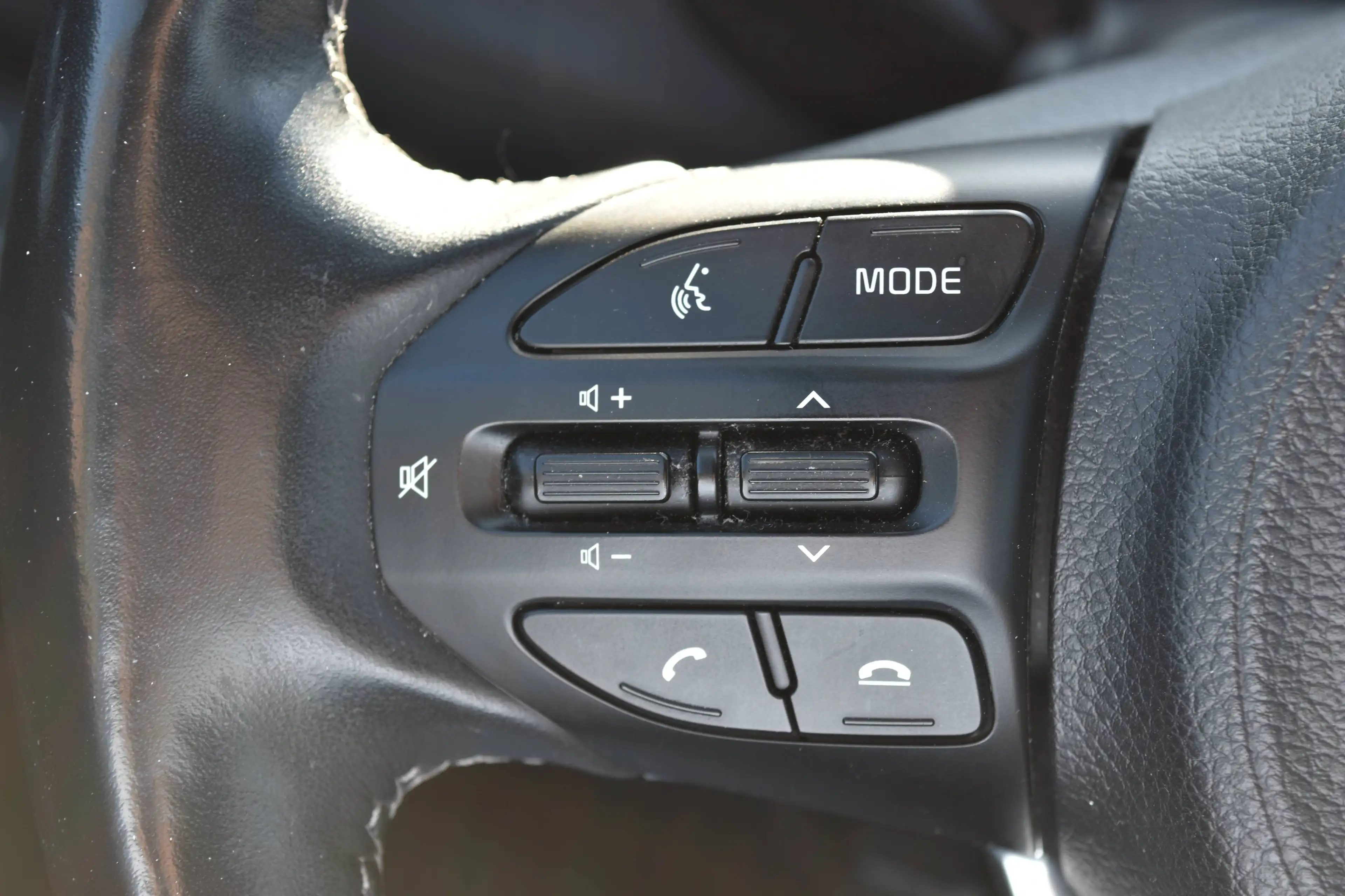 Kia Rio 1.0 i *CarPlay* Cuir* 74 kw * 257€ PAR MOIS SANS A — photo 19