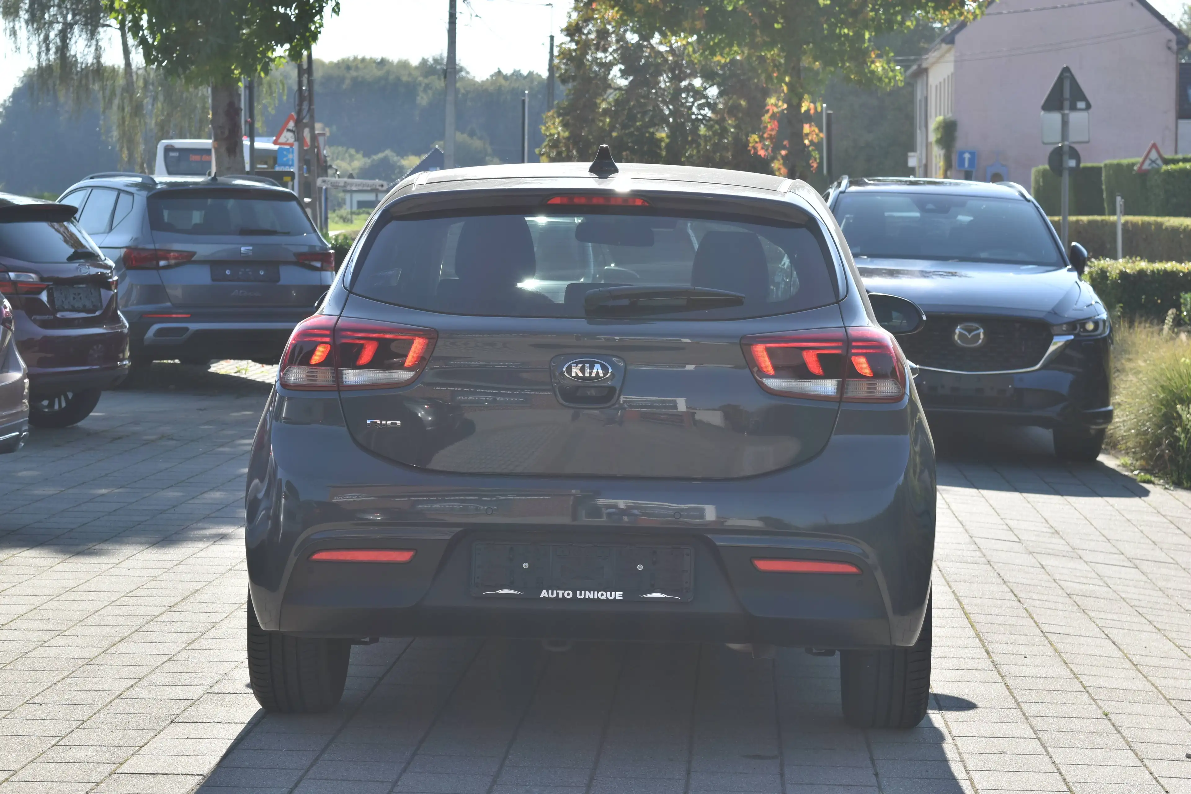 Kia Rio 1.0 i *CarPlay* Cuir* 74 kw * 257€ PAR MOIS SANS A — photo 5