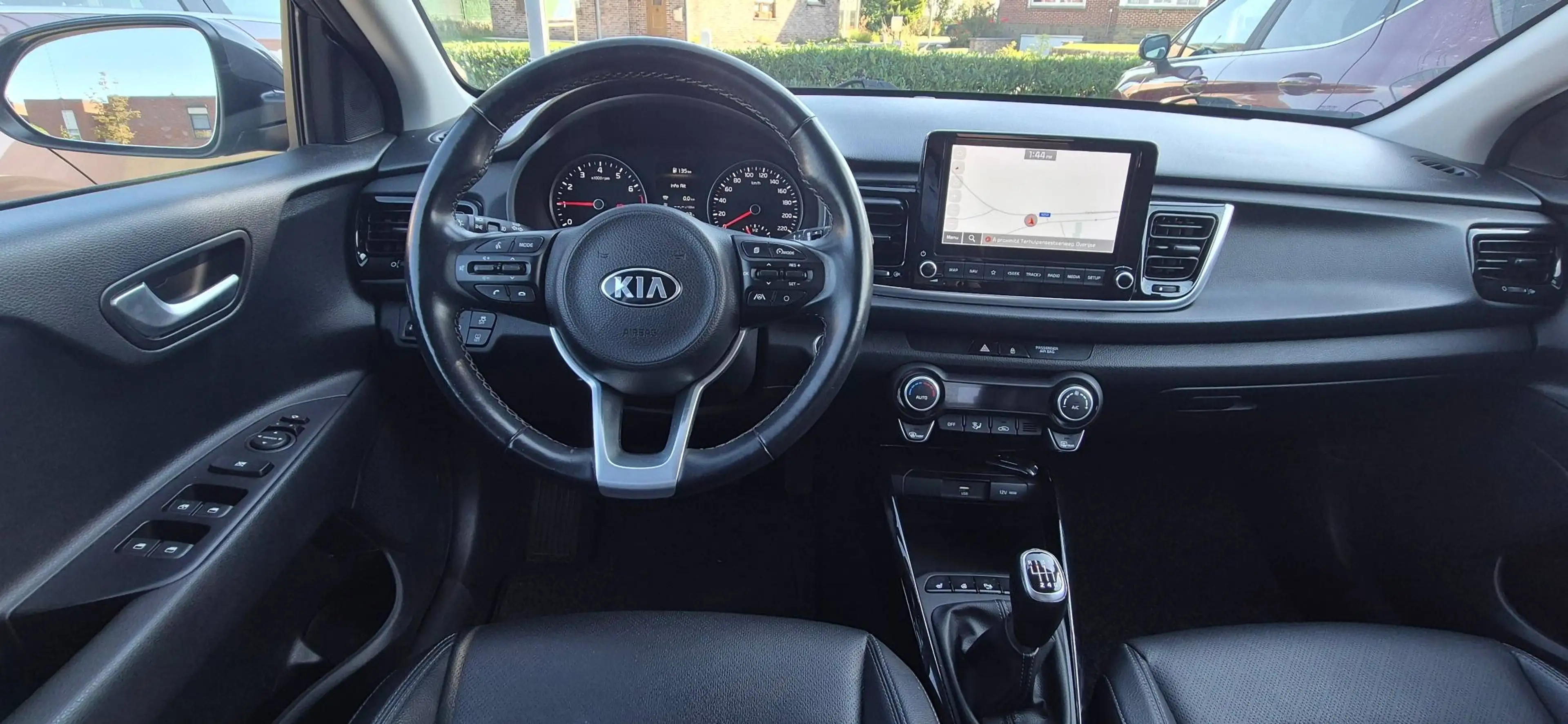 Kia Rio 1.0 i *CarPlay* Cuir* 74 kw * 257€ PAR MOIS SANS A — photo 8