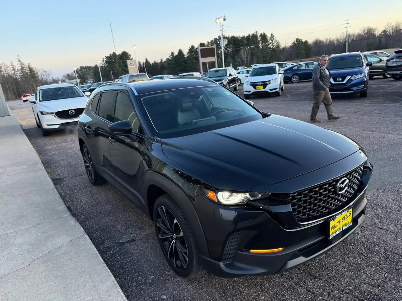 Mazda CX-50 снимка Mazda CX-50