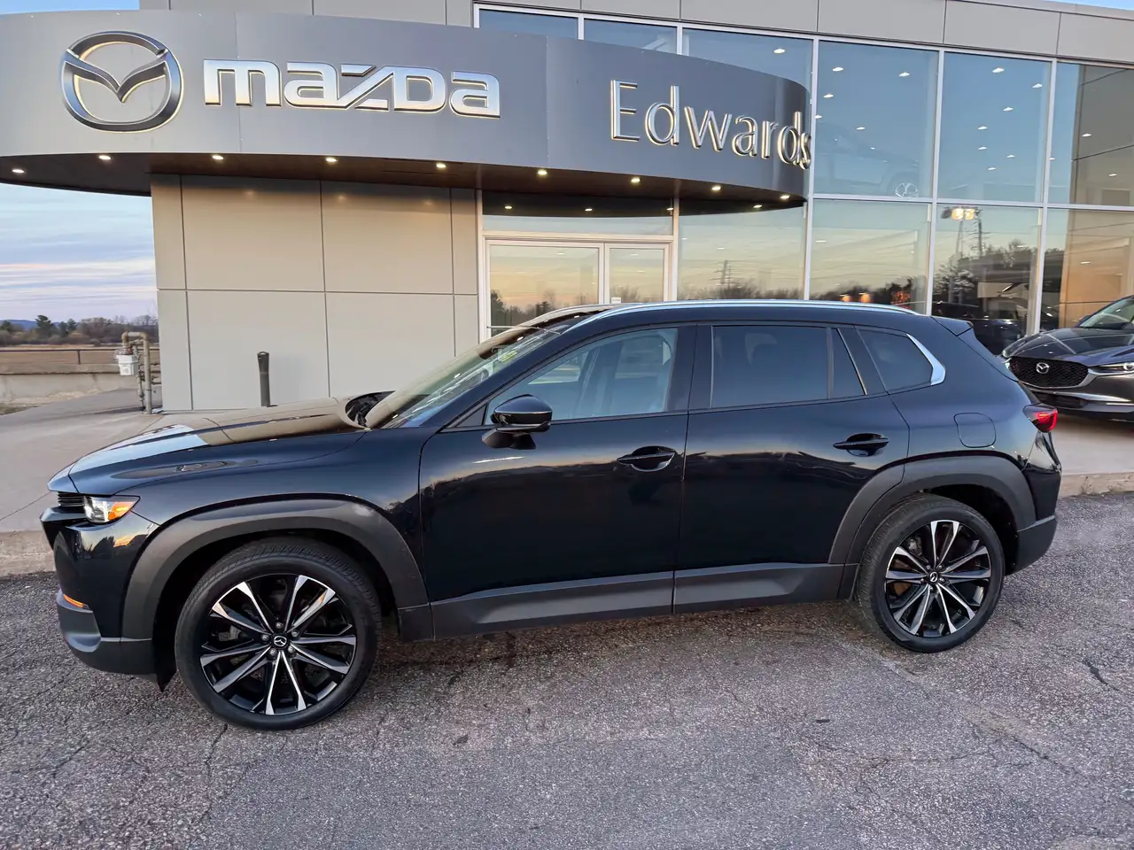 Mazda CX-50 снимка Mazda CX-50