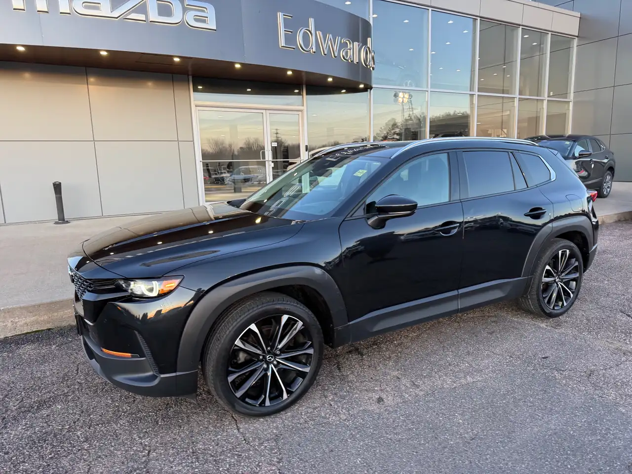 Mazda CX-50 снимка Mazda CX-50