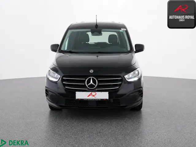 Mercedes-Benz Unknown Model view 8
