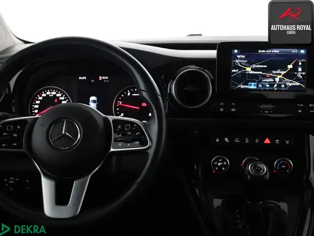 Mercedes-Benz Unknown Model view 15