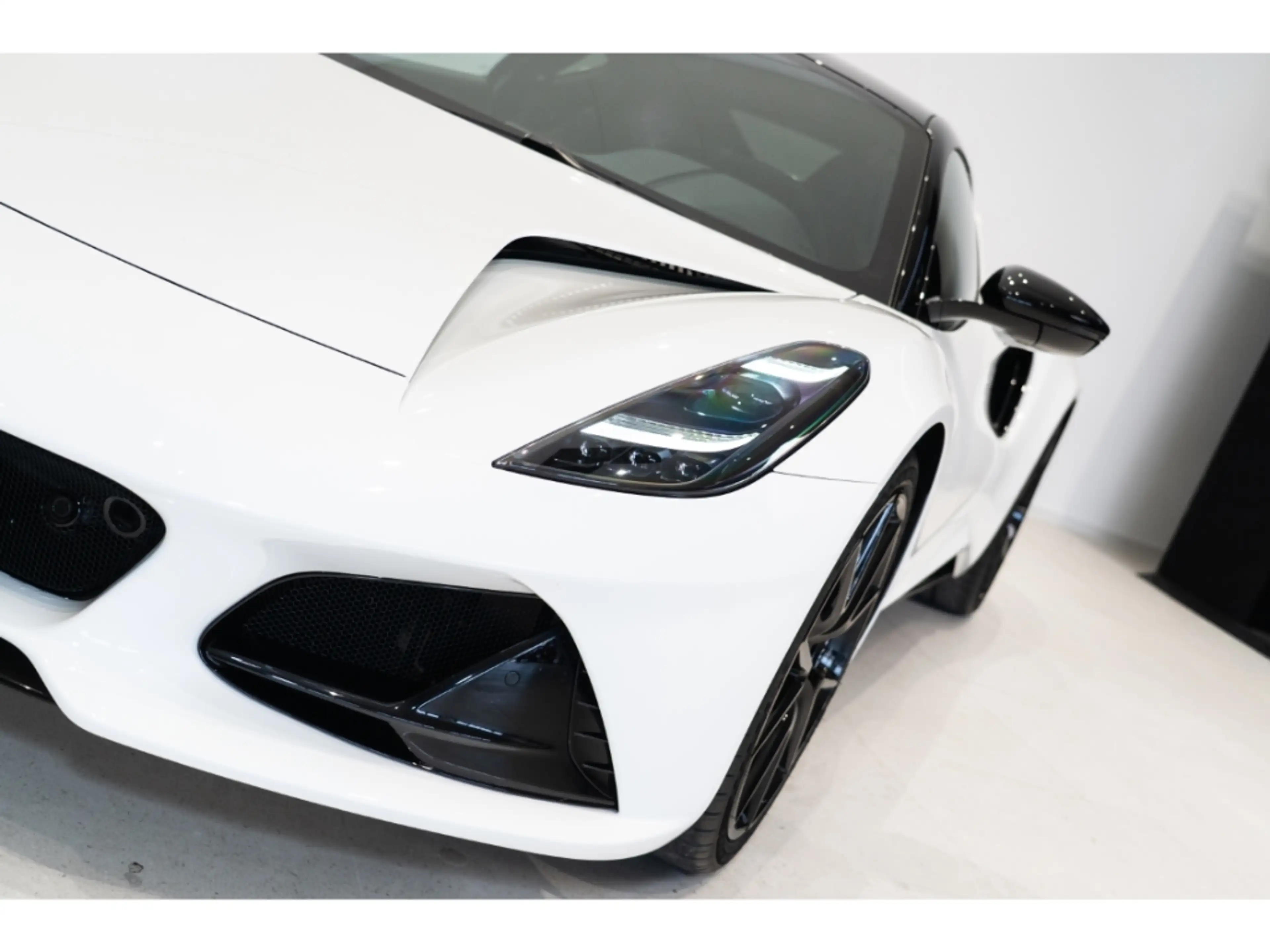 Lotus Emira 3.5 V6 298 kW SE KEF Premium Audio,20'' V-Spoke — photo 9
