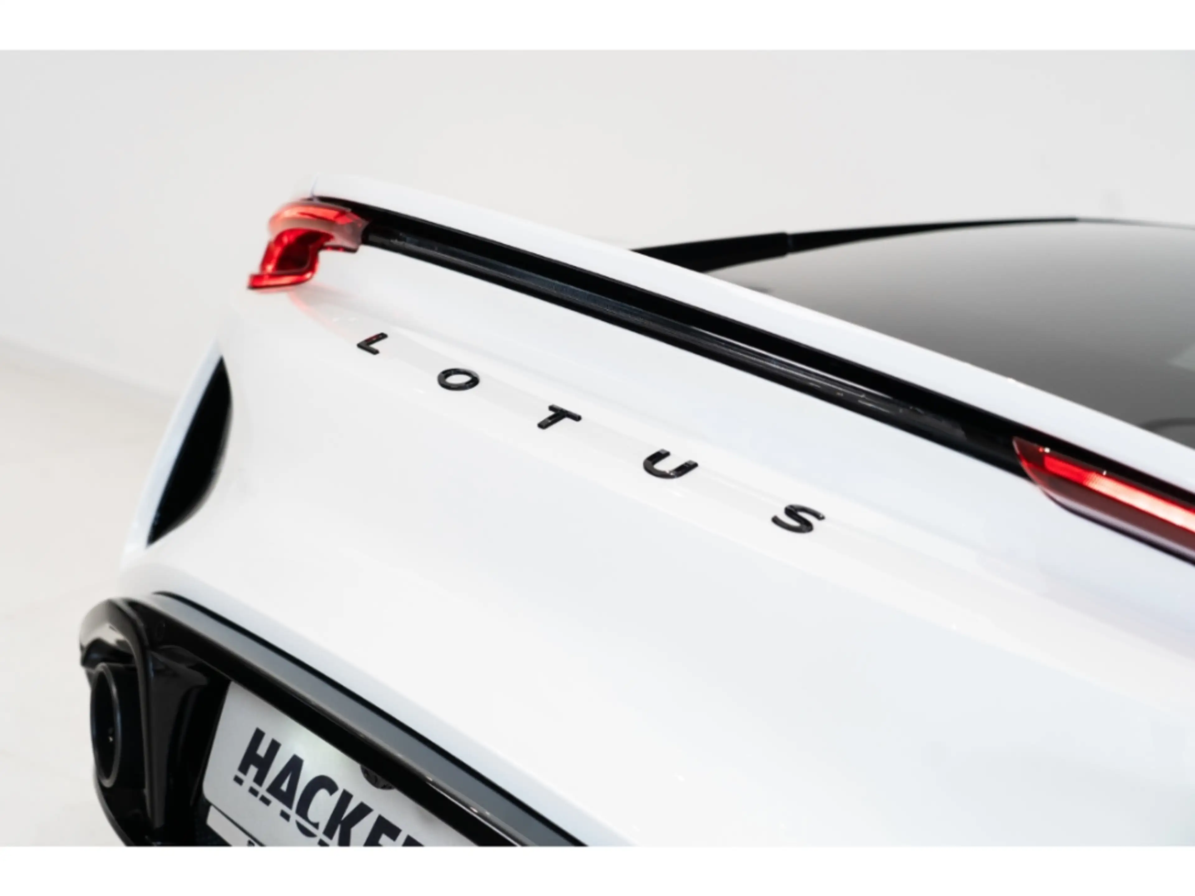 Lotus Emira 3.5 V6 298 kW SE KEF Premium Audio,20'' V-Spoke — photo 14