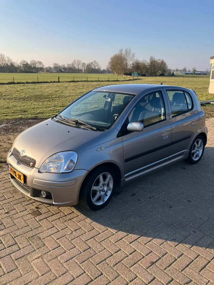 Toyota Yaris 1.5 VVT-i T-Sport Gris - 2