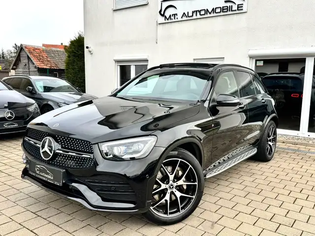 Mercedes-Benz GLC 400 *AMG*4M*NIGHT-P*AHK*TEMP**PANO*KAMERA*LED