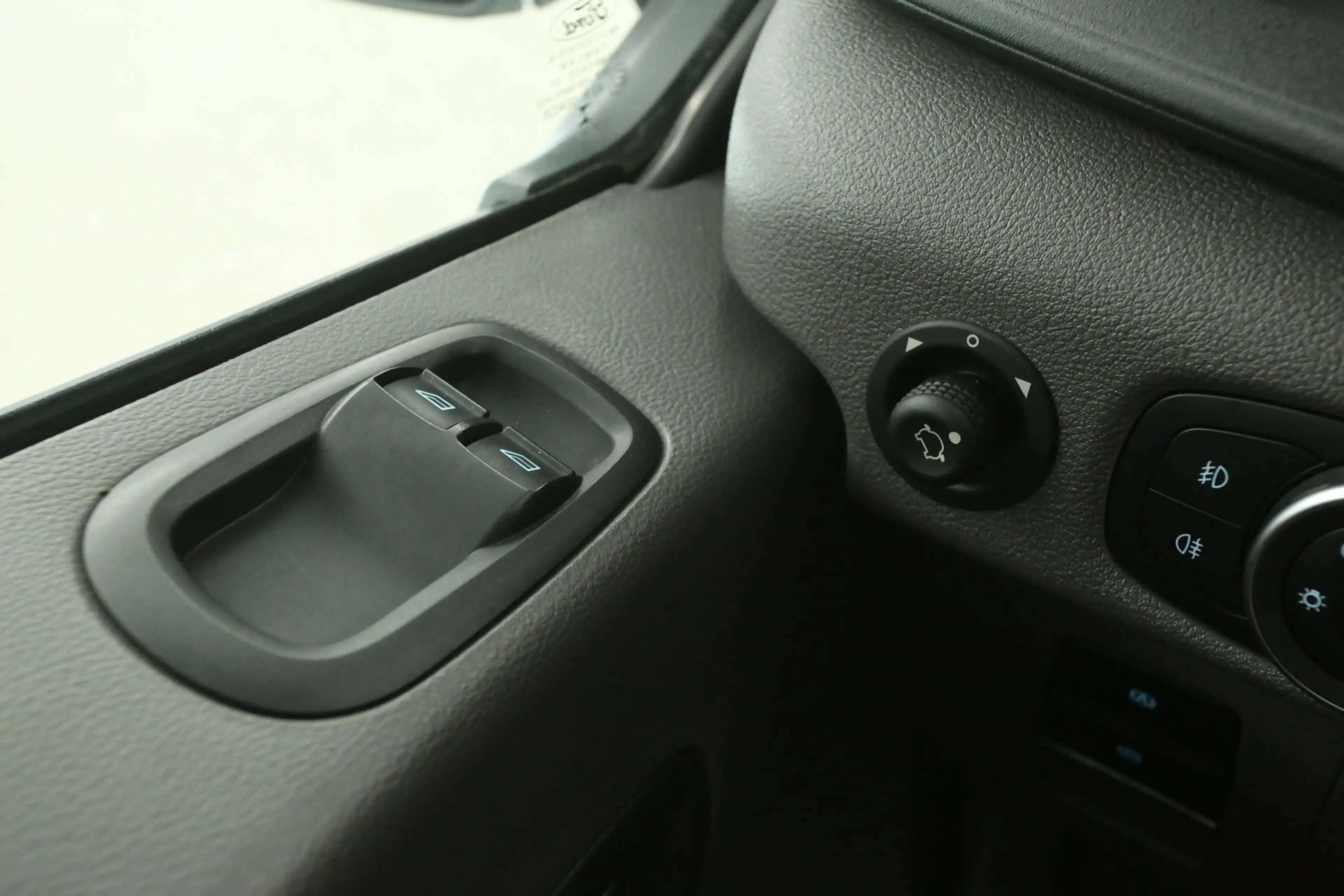 Ford Transit Elektrisch L3H2 68 kWh 184PK | Snelladen | SOH 94% — photo 22