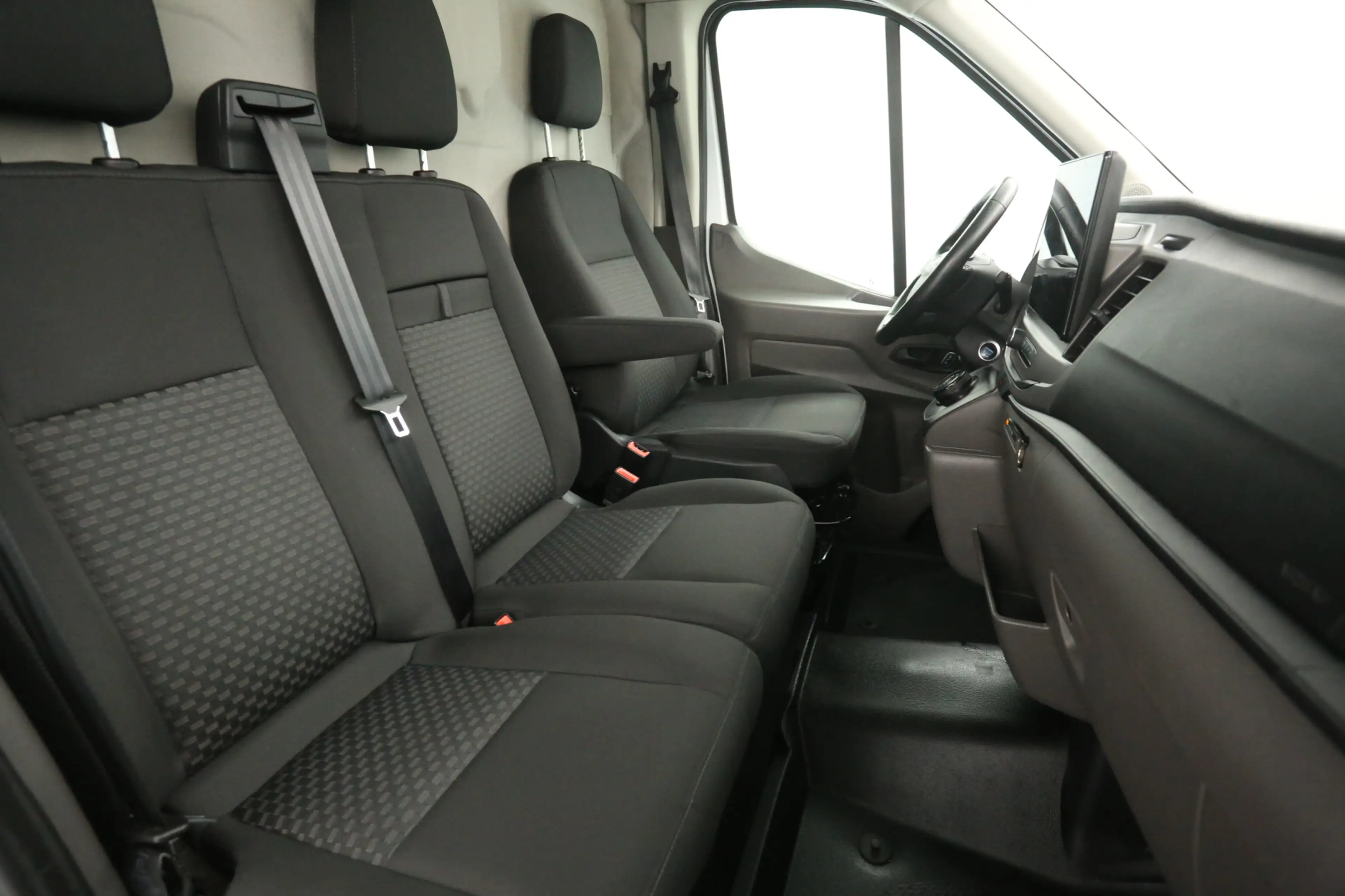 Ford Transit Elektrisch L3H2 68 kWh 184PK | Snelladen | SOH 94% — photo 12