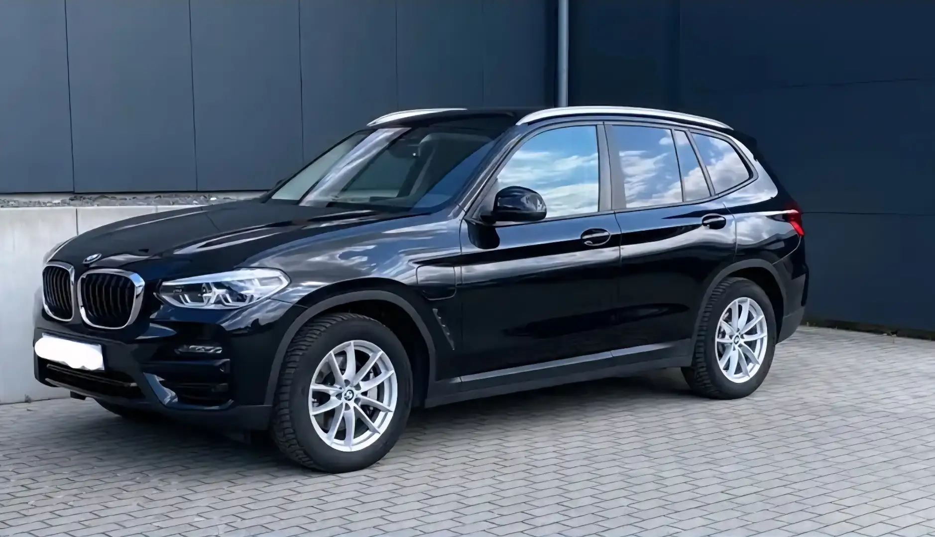 BMW X3 xDrive 30e - 1