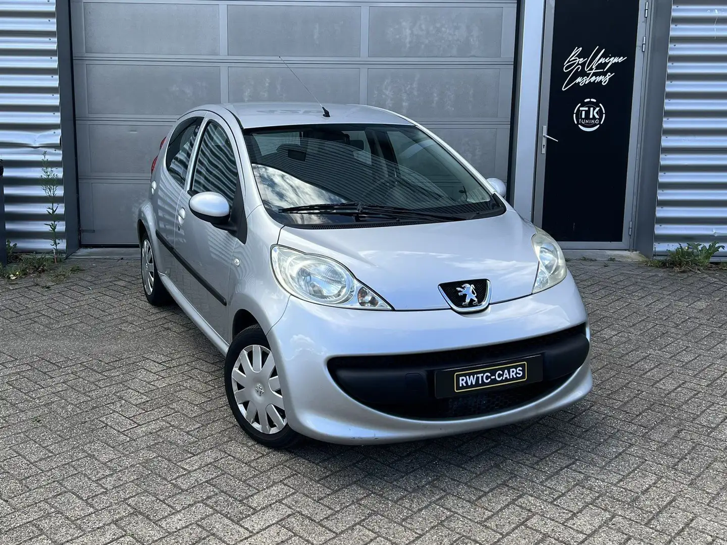 Peugeot 107 107 - 5DR - 1e eigenaar -Grijs - Complete Historie Argent - 1