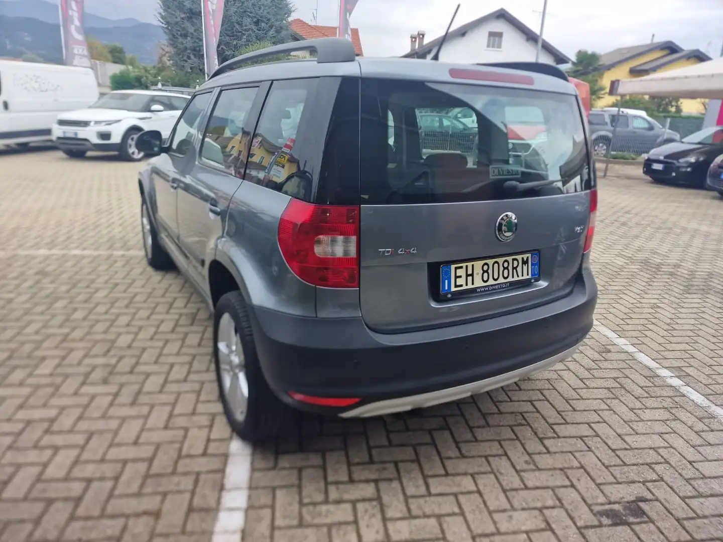 Skoda Yeti 2.0 tdi Ambition (adventure) 4x4 140cv dsg - 1