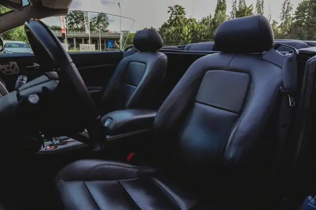 Jaguar XK view 20