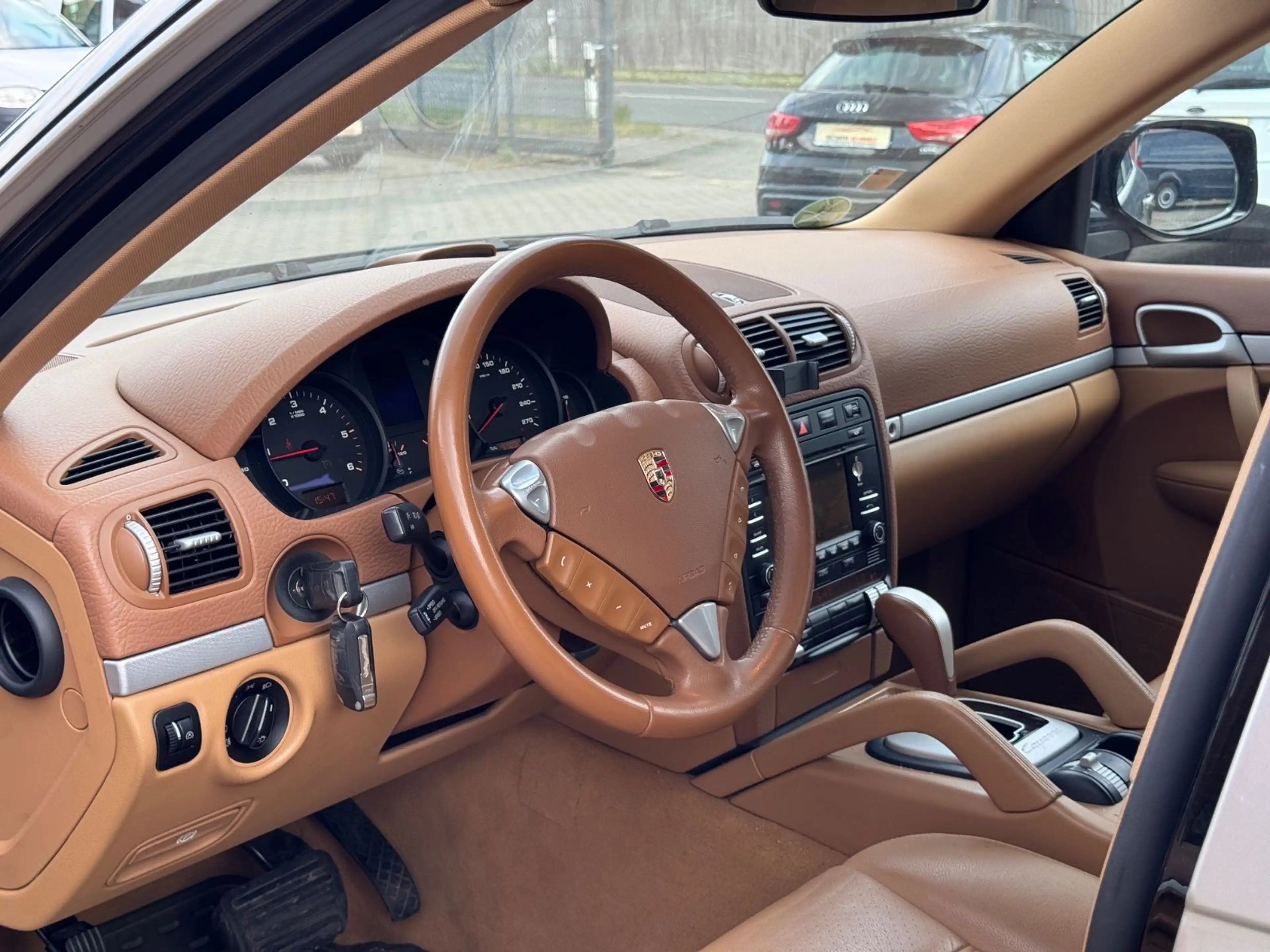 Porsche Cayenne Diesel 3.0 V6*LEDER*XENON*NAVI*EGSD*AHK* — photo 12