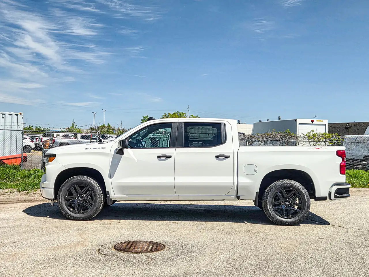 Chevrolet Silverado 1500 снимка Chevrolet Silverado 1500