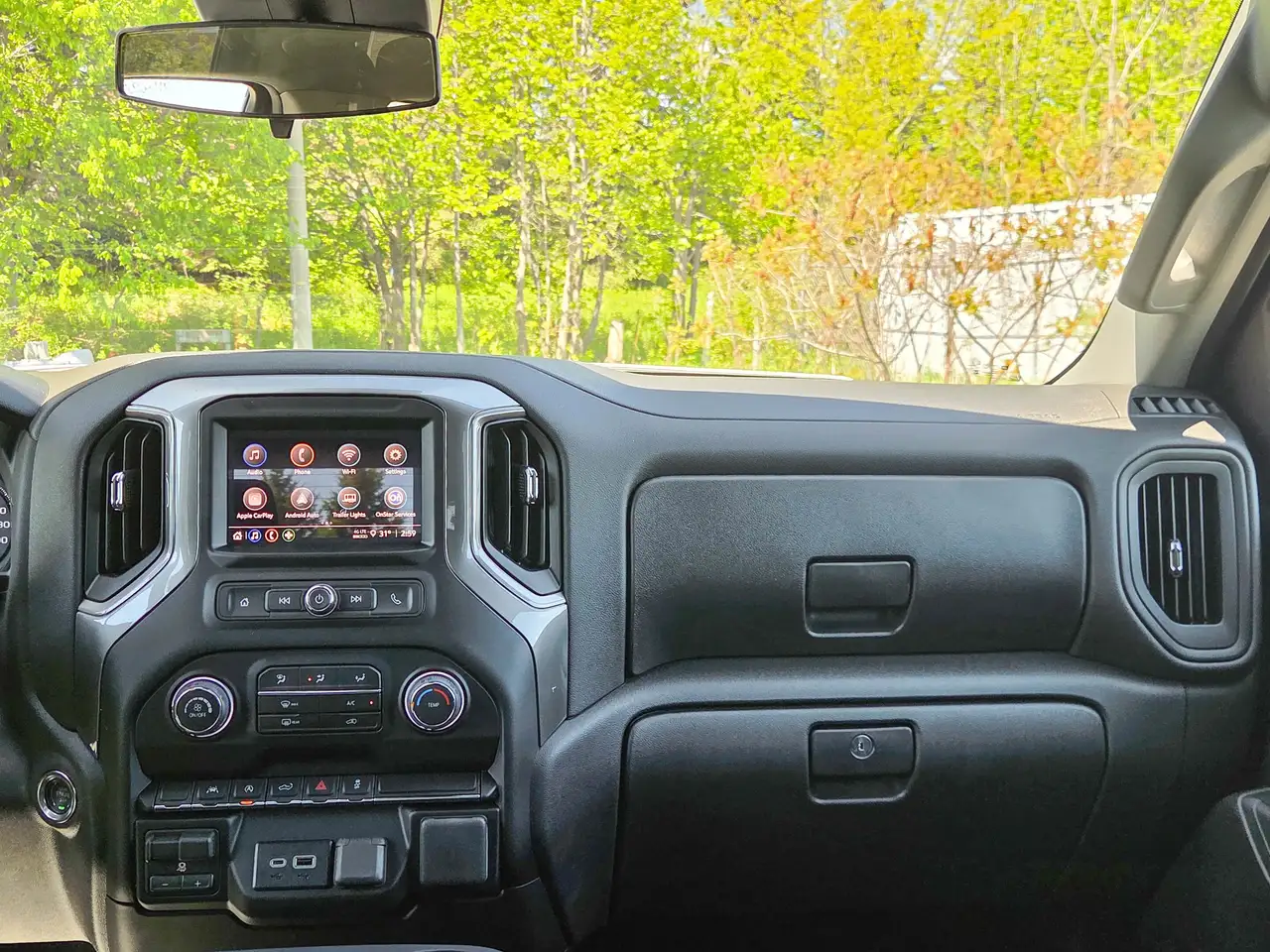Chevrolet Silverado 1500 снимка Chevrolet Silverado 1500