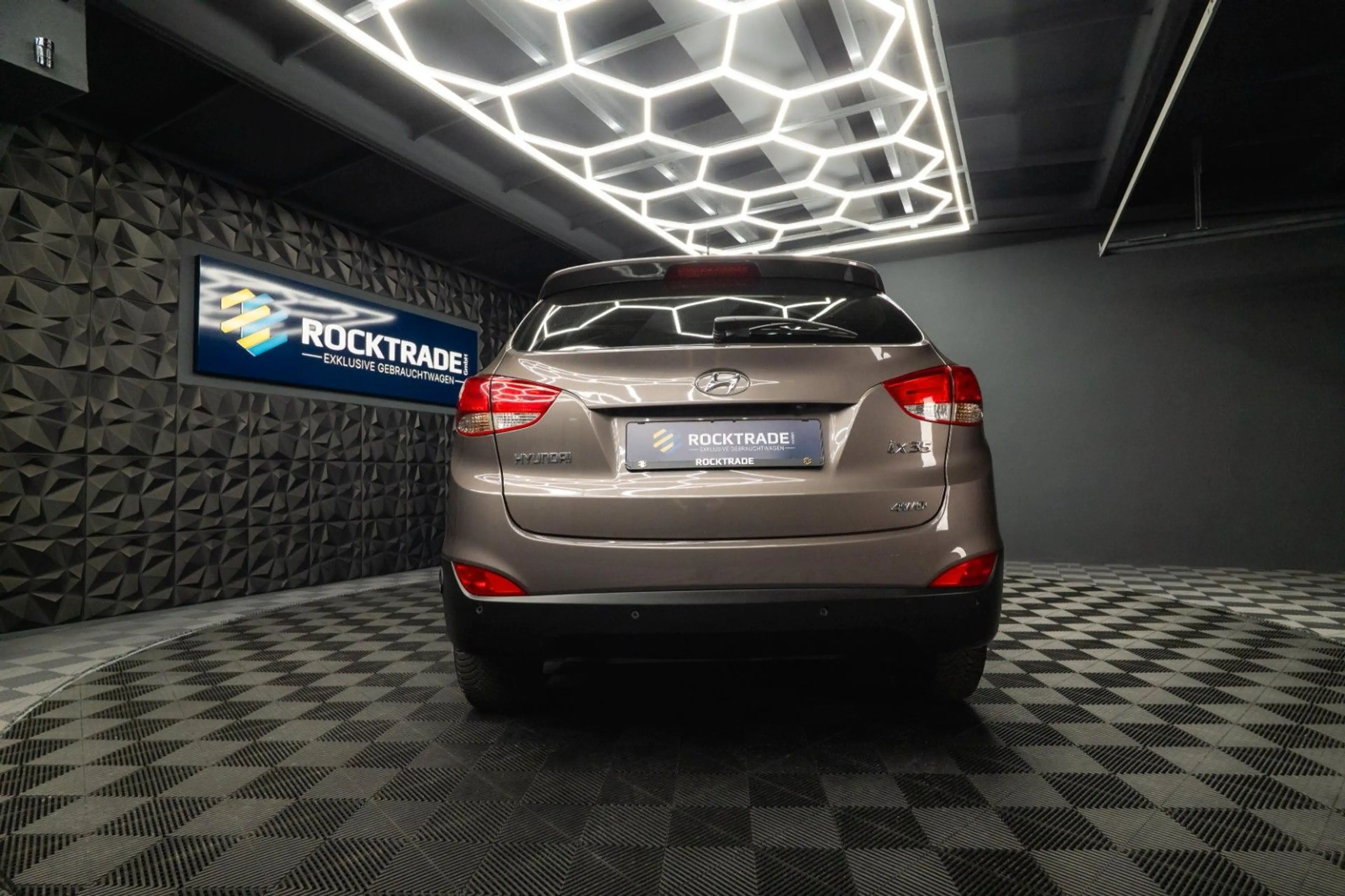 Hyundai iX35 2.0 Premium 4x4 AWD LPG | TÜV Neu | Kamera — photo 15